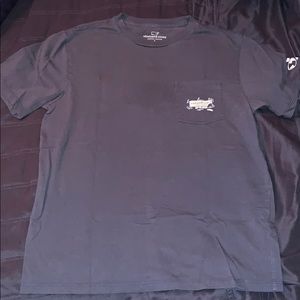 vineyard vines shark week tee